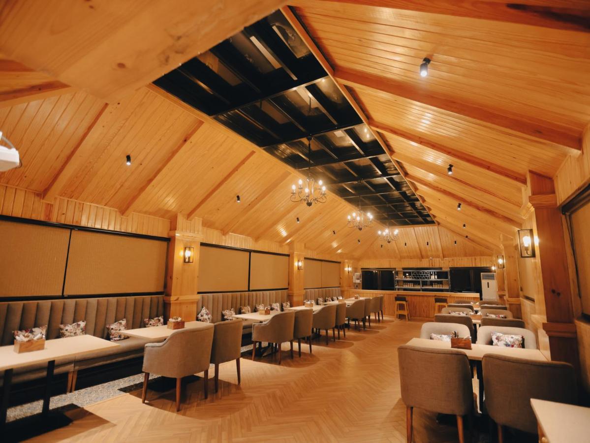 Clarks Inn Express, Dehradun Eksteriør billede
