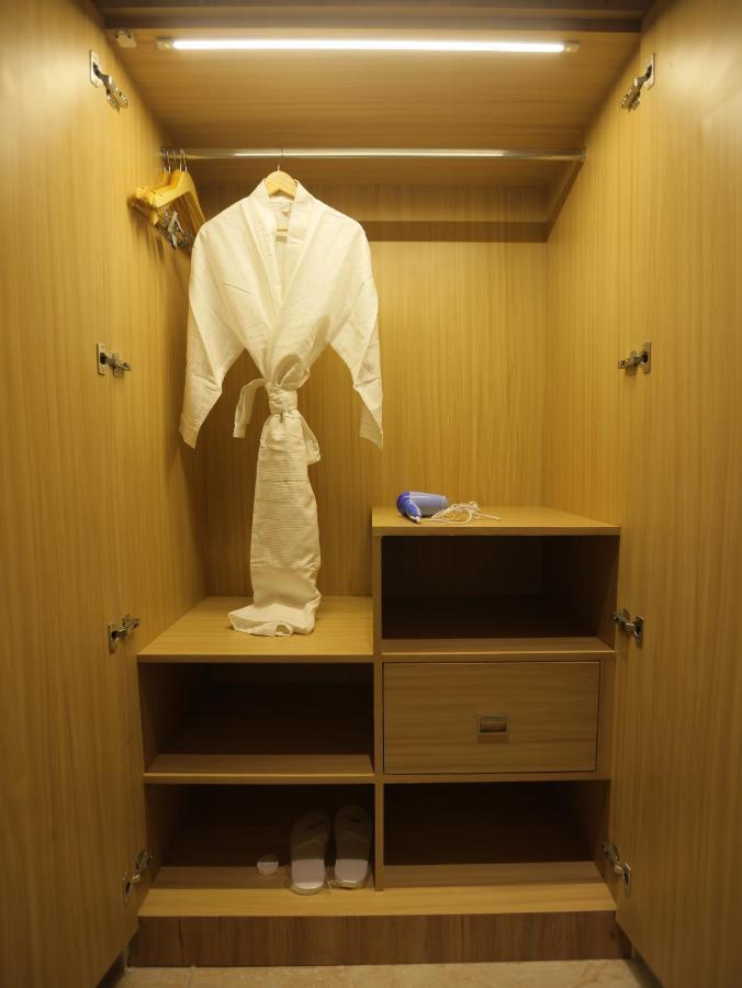 Clarks Inn Express, Dehradun Eksteriør billede